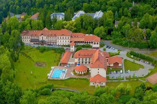 Erzsbet Park Hotel - Nyugdjas kedvezmnyes r flpanzival (1 jtl)