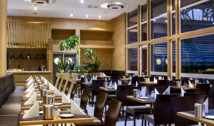 ETO Park Hotel**** Superior Business & Stadium Gy�r - Nyugd�jas kedvezm�nyes �rak (1 �jt�l)