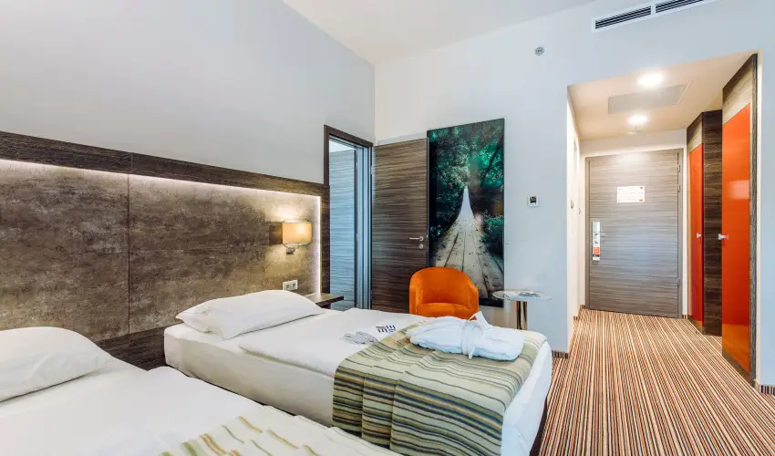 ETO Park Hotel**** Superior Business & Stadium Gy�r - Nyugd�jas kedvezm�nyes �rak (1 �jt�l)