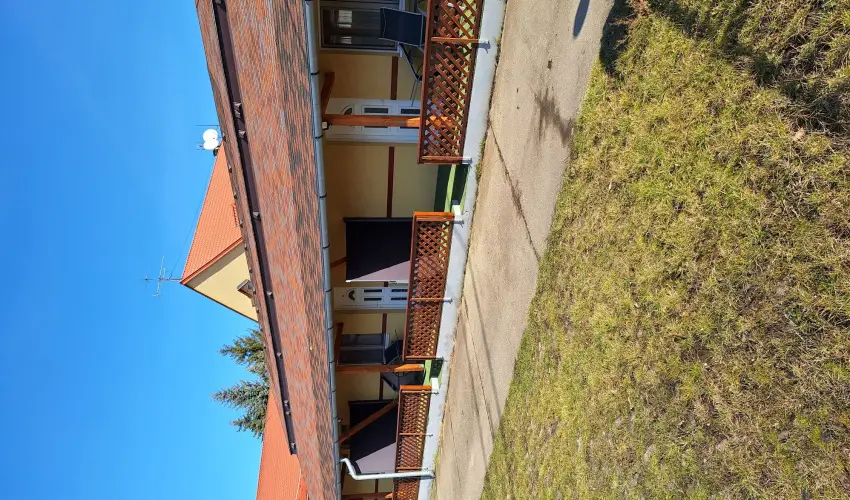 Feny� Panzi� Mez�k�vesd - Nyugd�jas kedvezm�nyes �rak f�lpanzi�val (1 �jt�l)