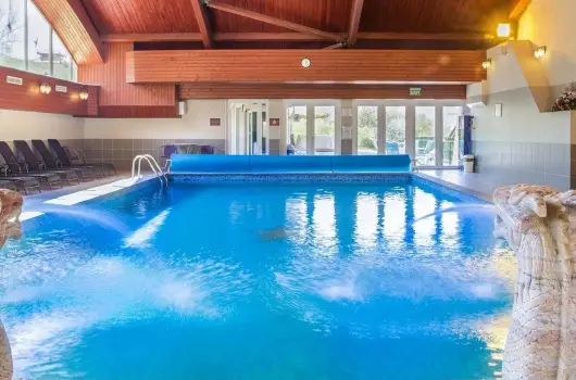 Fried Kast�ly Hotel - Nyugd�jas kedvezm�nyes �rak f�lpanzi�s ell�t�ssal (1 �jt�l)