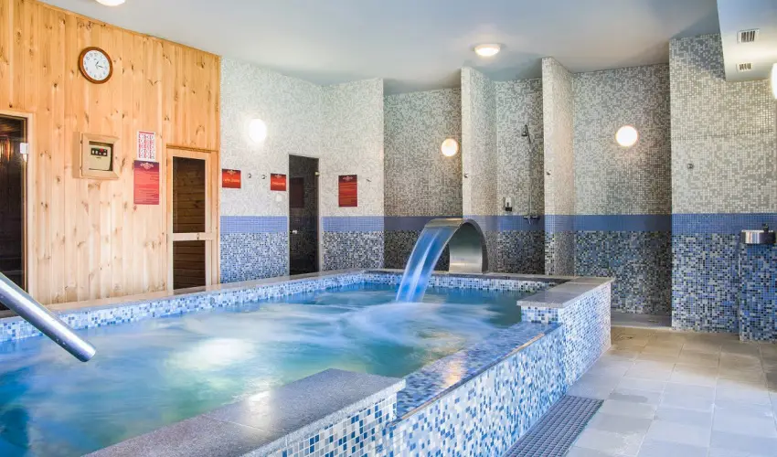 Fried Kast�ly Hotel Simontornya - Nyugd�jas kedvezm�nyes �rak f�lpanzi�s ell�t�ssal (1 �jt�l)