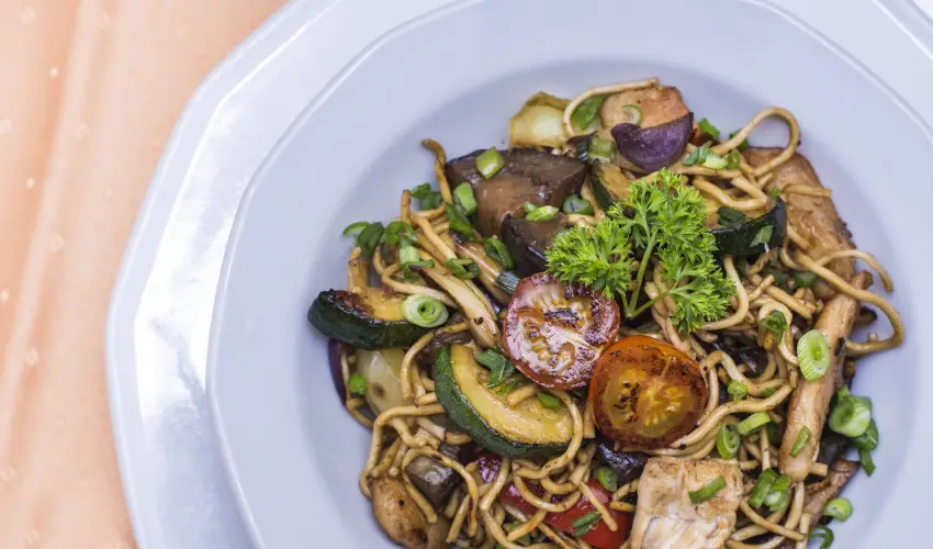 Fried Kast�ly Hotel Simontornya - Nyugd�jas kedvezm�nyes �rak f�lpanzi�s ell�t�ssal (1 �jt�l)