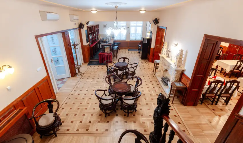 Fried Kast�ly Hotel Simontornya - Nyugd�jas kedvezm�nyes �rak f�lpanzi�s ell�t�ssal (1 �jt�l)