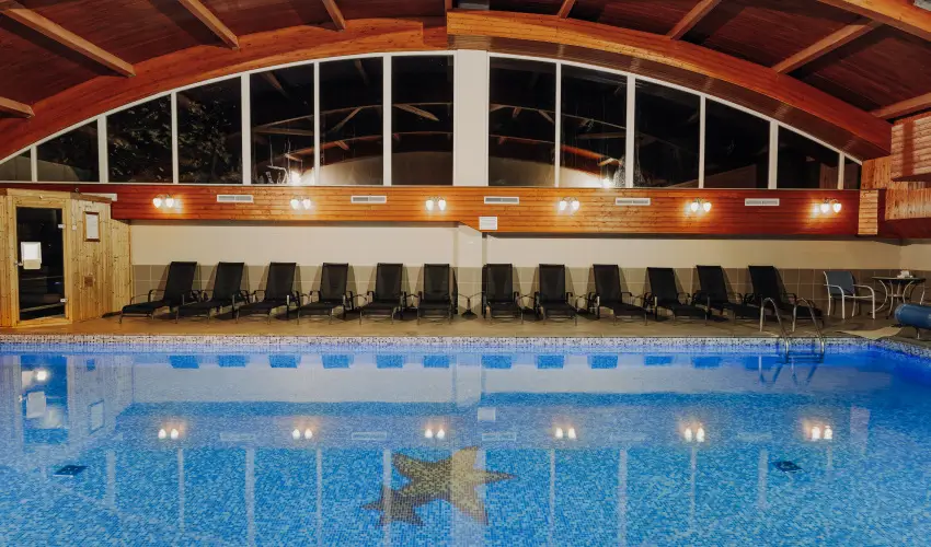 Fried Kast�ly Hotel Simontornya - Nyugd�jas kedvezm�nyes �rak f�lpanzi�s ell�t�ssal (1 �jt�l)