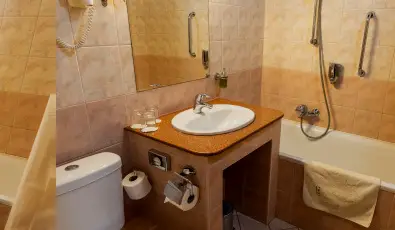 Fried Kast�ly Hotel Simontornya