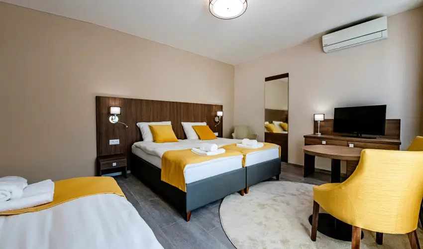 Frd Hotel Zalakaros - Kt jszaks ajnlat flpanzival, frdbelpvel (min. 2 j)