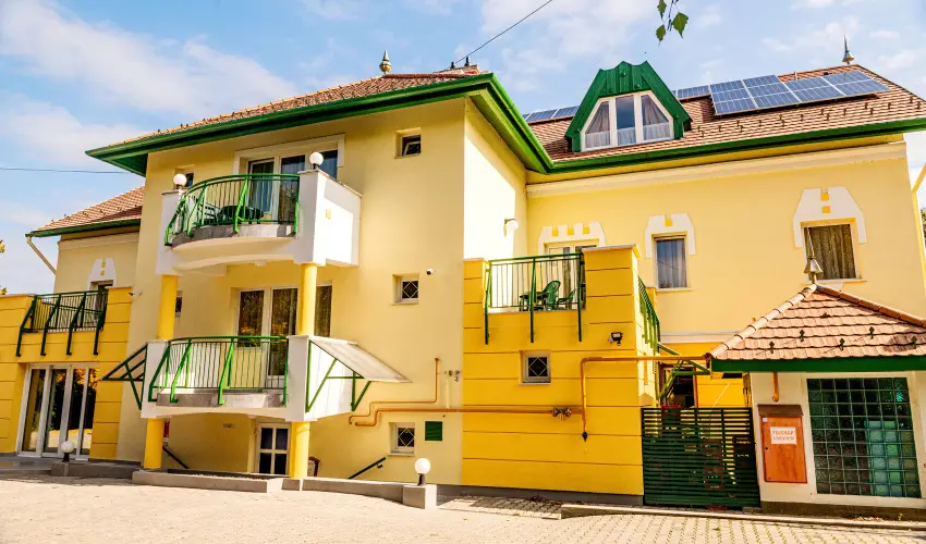 Frd Hotel Zalakaros - Kt jszaks ajnlat flpanzival, frdbelpvel (min. 2 j)