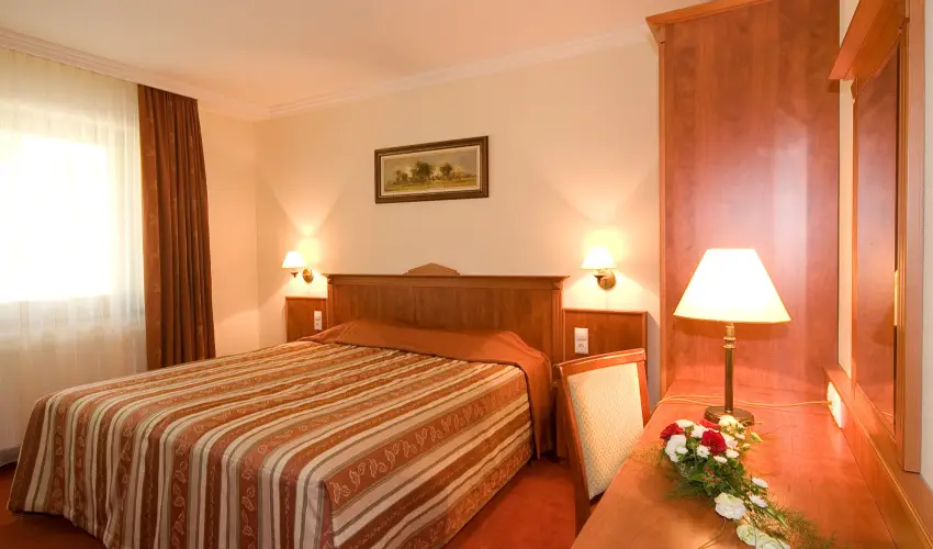 Gerby Kria Hotel s Lovasudvar Lajosmizse - Nyugdjas kedvezmnyes rak (1 jtl)