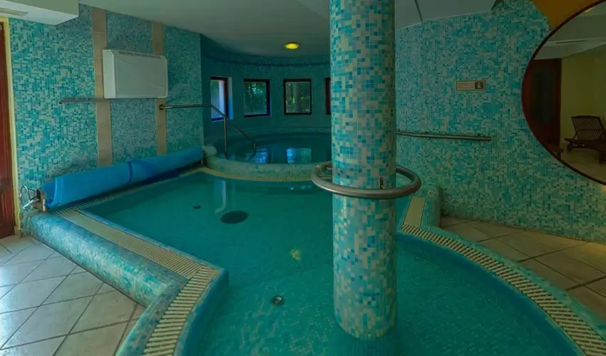 Gerby Kria Hotel s Lovasudvar Lajosmizse - Nyugdjas kedvezmnyes rak (1 jtl)