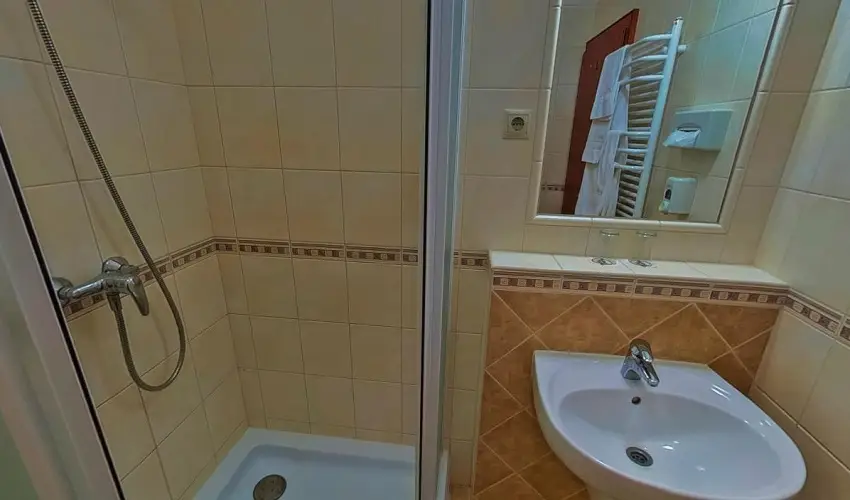 Gerby Kria Hotel s Lovasudvar Lajosmizse - Nyugdjas kedvezmnyes rak (1 jtl)