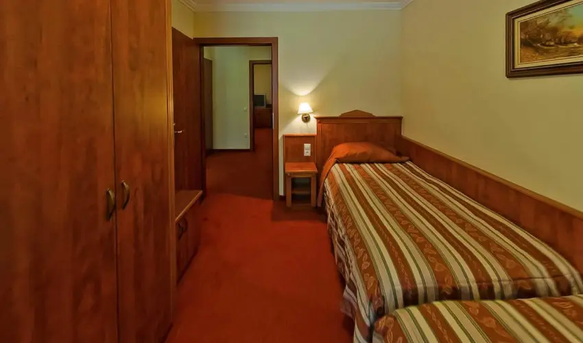 Gerby Kria Hotel s Lovasudvar Lajosmizse - Nyugdjas kedvezmnyes rak (1 jtl)