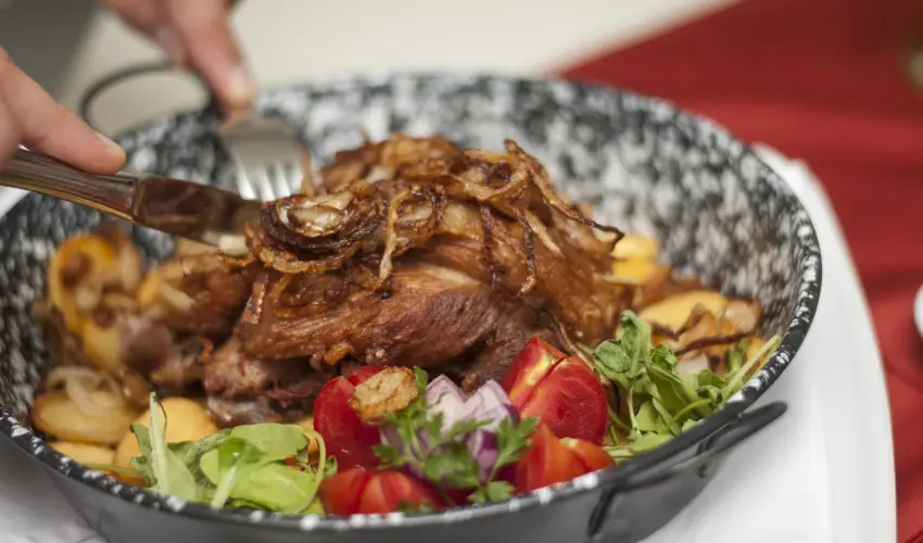 Gosztola Gy�ngye-az erd� sz�llod�ja Gosztola - Idilli nyugd�jas pihen�s extra szolg�ltat�sokkal (min. 2 �j)