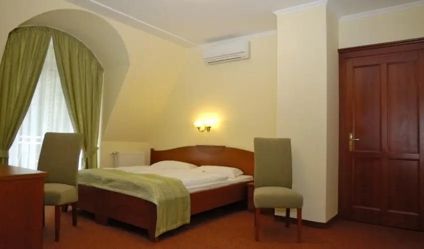 Gosztola Gy�ngye-az erd� sz�llod�ja Gosztola - Idilli nyugd�jas pihen�s extra szolg�ltat�sokkal (min. 2 �j)