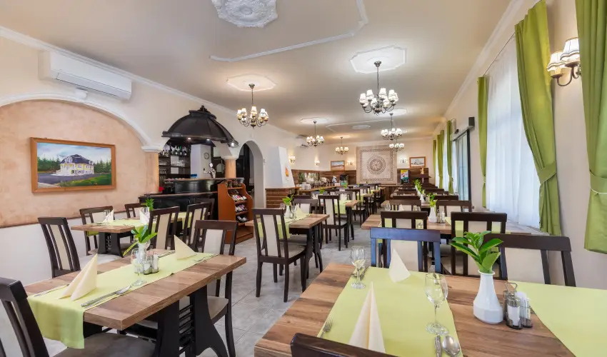 Gosztola Gy�ngye-az erd� sz�llod�ja Gosztola - Idilli nyugd�jas pihen�s extra szolg�ltat�sokkal (min. 2 �j)