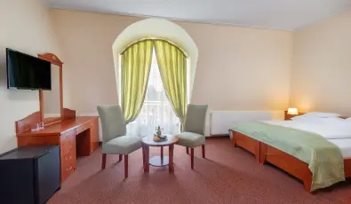 Gosztola Gy�ngye-az erd� sz�llod�ja Gosztola