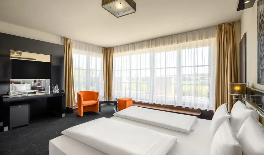 Gotthard Therme Hotel Szentgotth�rd - Legjobb �r f�rd�bel�p�vel