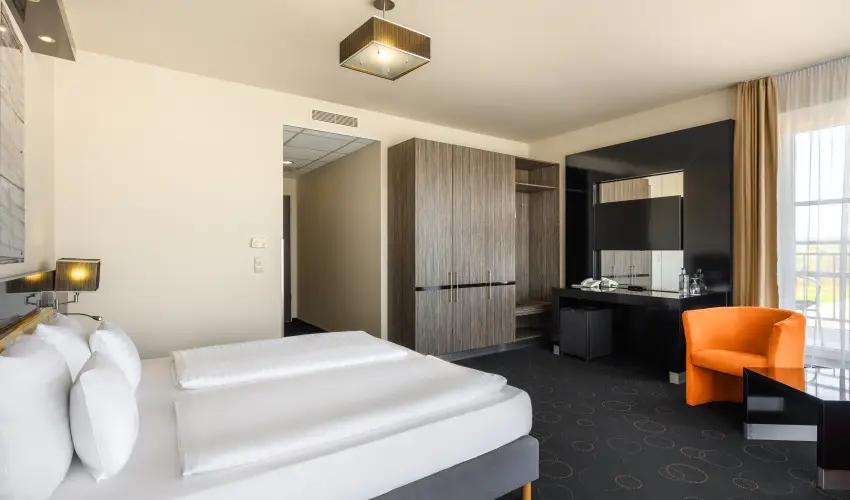 Gotthard Therme Hotel Szentgotth�rd - Legjobb �r f�rd�bel�p�vel