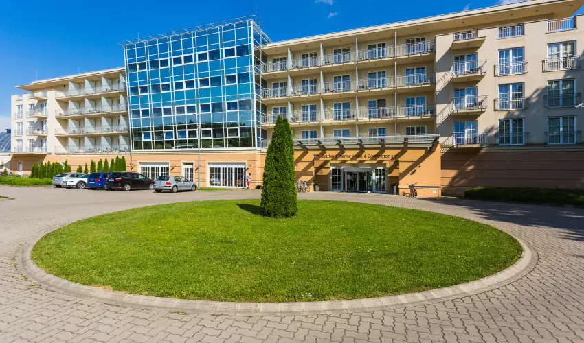 Gotthard Therme Hotel Szentgotth�rd - Legjobb �r f�rd�bel�p�vel