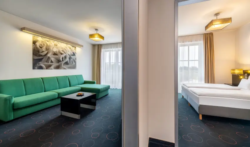Gotthard Therme Hotel Szentgotth�rd - Legjobb �r f�rd�bel�p�vel