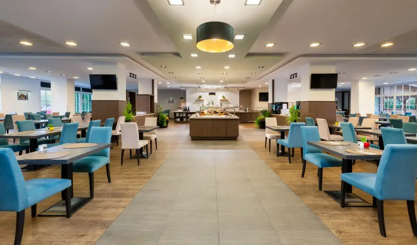 Gotthard Therme Hotel Szentgotth�rd - Legjobb �r f�rd�bel�p�vel