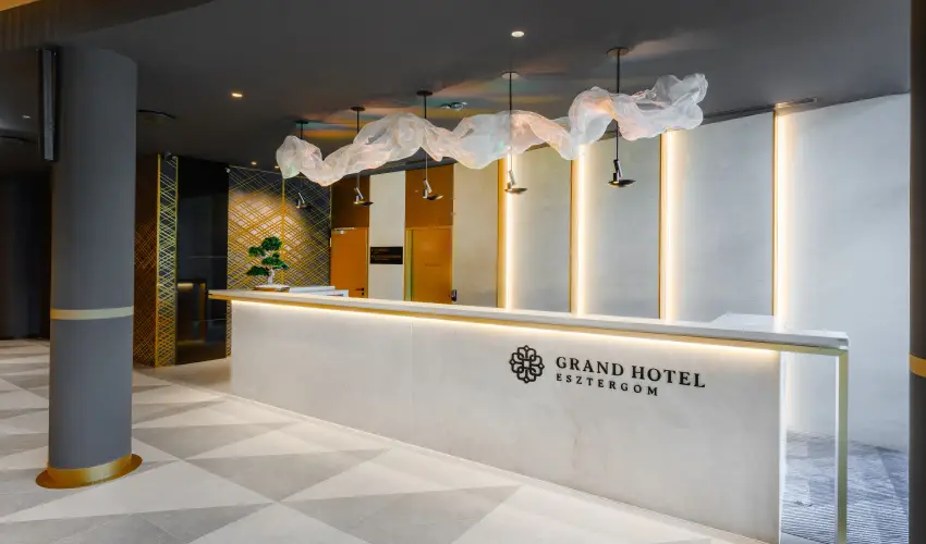 Grand Hotel Esztergom Esztergom - Elfoglalsi akci (min. 2 j)