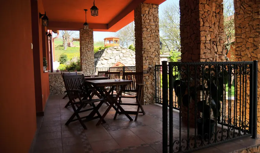 Aliz Villa Szilv�sv�rad - �res� a korai foglal�knak (min. 3 �j)