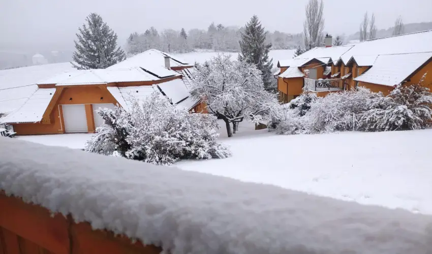 Aliz Villa Szilv�sv�rad - �res� a korai foglal�knak (min. 3 �j)