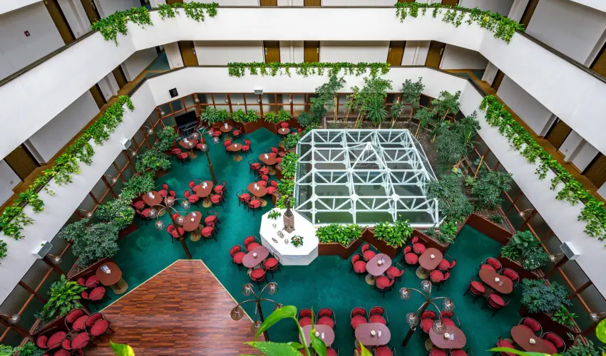 Ensana Thermal Srvr Srvr - Wellness pihens masszzzsal (min. 2 j)