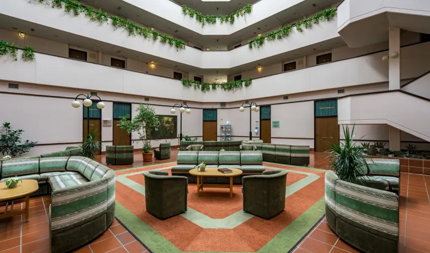 Ensana Thermal Srvr Srvr - Wellness pihens masszzzsal (min. 2 j)