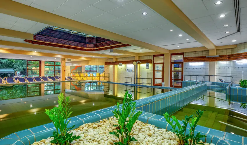 Ensana Thermal Srvr Srvr - Wellness pihens masszzzsal (min. 2 j)