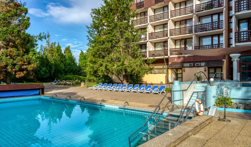 Ensana Thermal Srvr Srvr - Wellness pihens masszzzsal (min. 2 j)