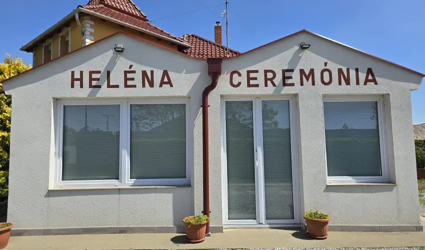 Hel�na Hotel & SPA Lev�l - Nyugd�jas kedvezm�nyes �rak reggelis ell�t�ssal (1 �jt�l)