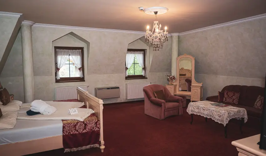 Htkti Wellness Hotel & Lovaspark Mr - Senior napok (min. 2 j)