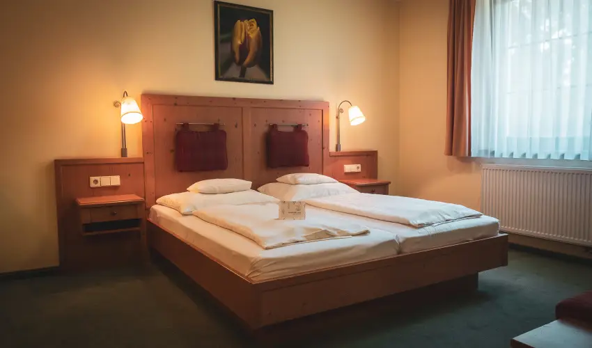 Htkti Wellness Hotel & Lovaspark Mr - Senior napok (min. 2 j)