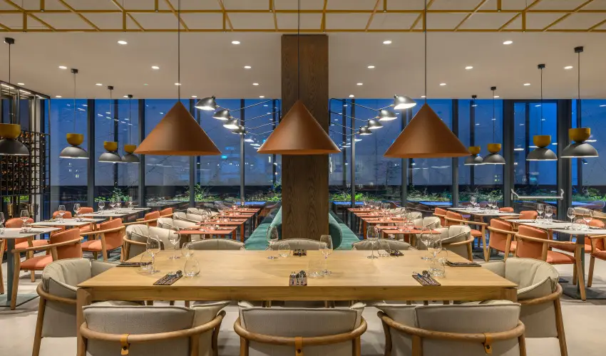 Hilton Garden Inn Debrecen City Center  Debrecen - Senior kikapcsol�d�s Debrecenben (min. 2 �j)