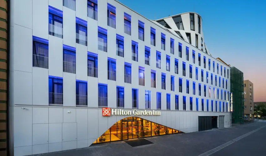 Hilton Garden Inn Debrecen City Center  Debrecen - Senior kikapcsol�d�s Debrecenben (min. 2 �j)
