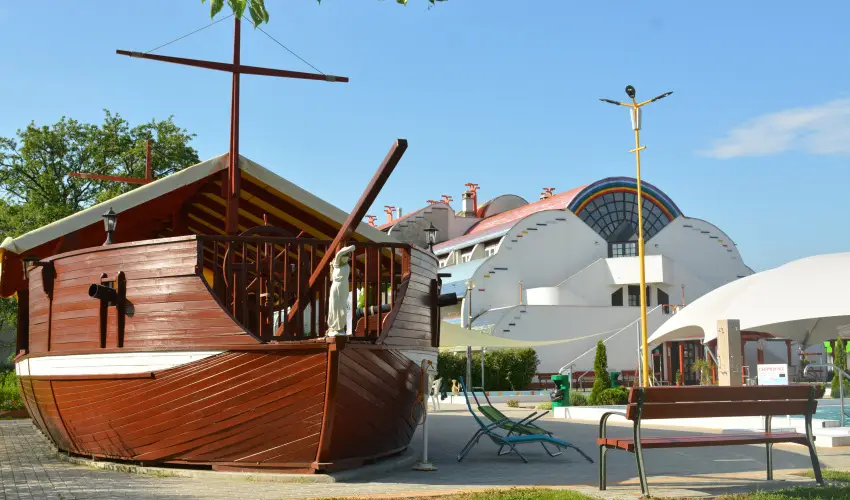 H�forr�s �d�l�- �s Lak�ssz�vetkezet Gyula - Nyugd�jas kedvezm�nyes �rak �nell�t�ssal (1 �jt�l)