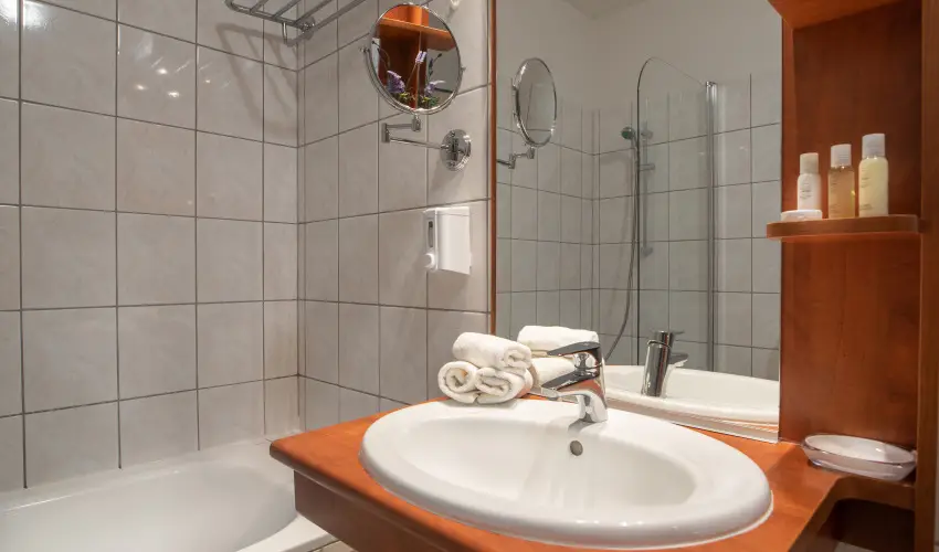 Holdvir�g Hotel S�rv�r - T�li Relax S�rv�ron f�lpanzi�val,  10% kedvezm�nnyel (min. 2 �j)