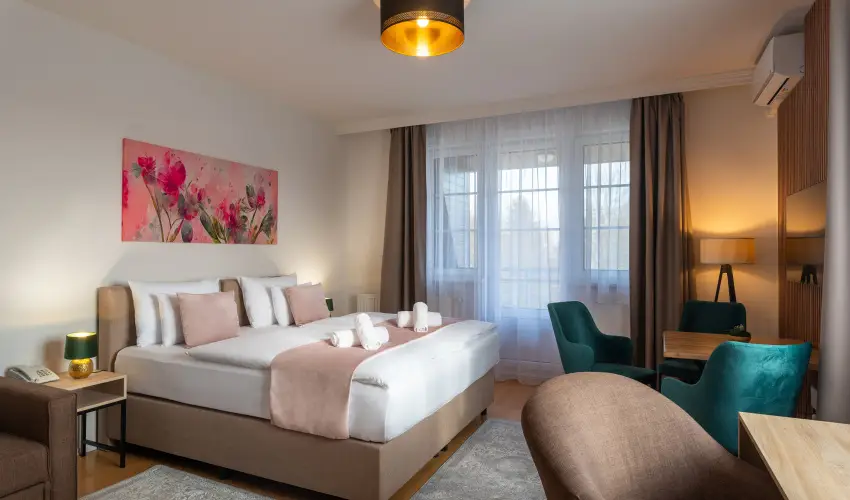 Holdvir�g Hotel S�rv�r - T�li Relax S�rv�ron f�lpanzi�val,  10% kedvezm�nnyel (min. 2 �j)