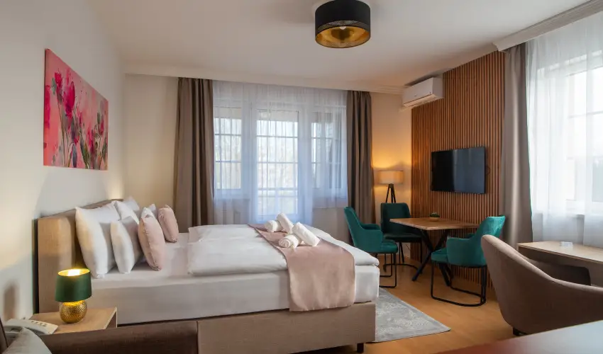 Holdvir�g Hotel S�rv�r - T�li Relax S�rv�ron f�lpanzi�val,  10% kedvezm�nnyel (min. 2 �j)