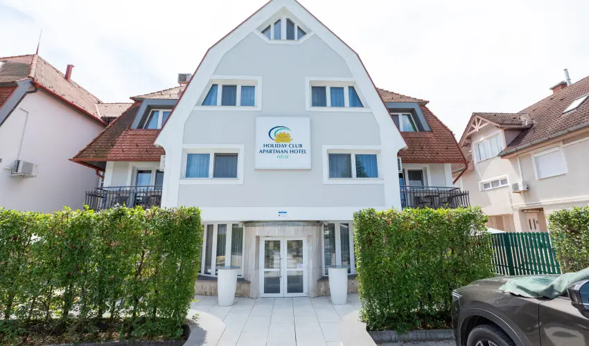 Holiday Club Apartman Hotel H�v�z H�v�z - Nyugd�jas kedvezm�nyes �r (1 �jt�l)