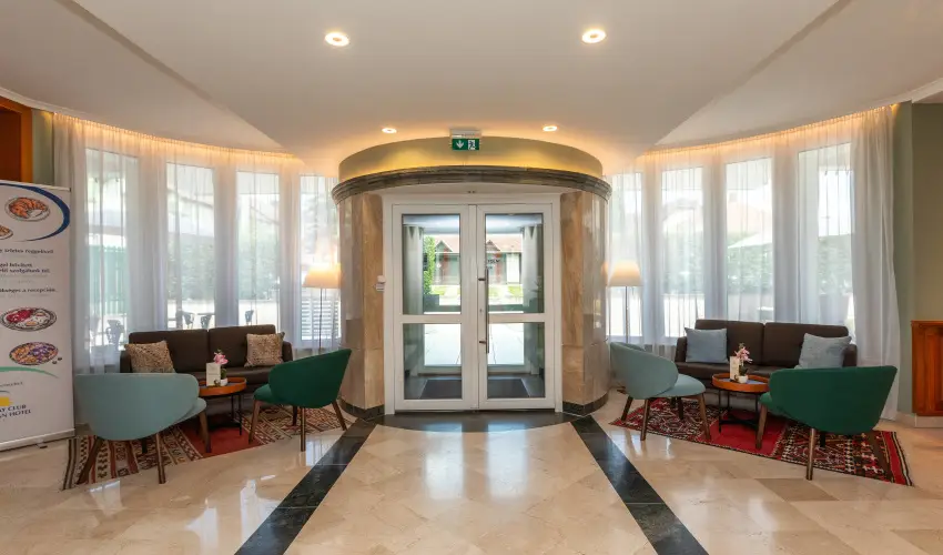 Holiday Club Apartman Hotel H�v�z H�v�z - Nyugd�jas kedvezm�nyes �r (1 �jt�l)