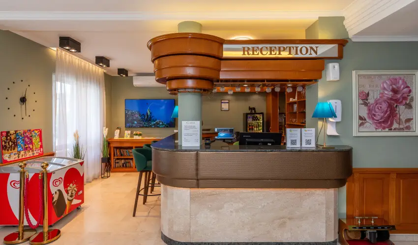 Holiday Club Apartman Hotel H�v�z H�v�z - Nyugd�jas kedvezm�nyes �r (1 �jt�l)