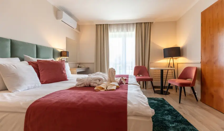 Holiday Club Apartman Hotel H�v�z H�v�z - Nyugd�jas kedvezm�nyes �r (1 �jt�l)