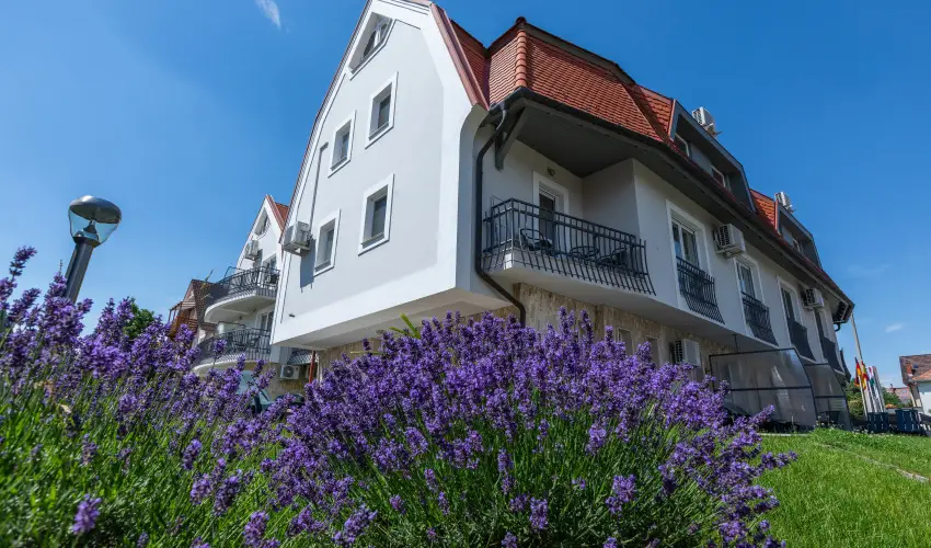 Holiday Club Apartman Hotel H�v�z H�v�z - Nyugd�jas kedvezm�nyes �r (1 �jt�l)