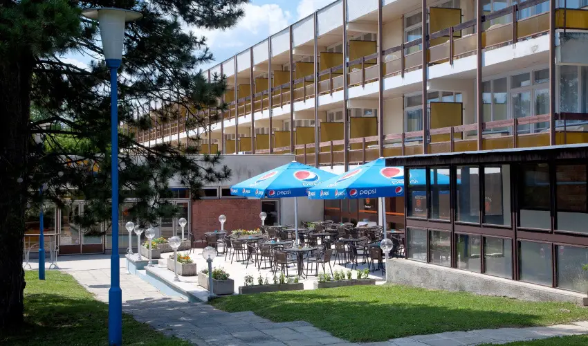 Holiday Hotel Csopak Csopak - Senior kedvezmnyes r flpanzival (1 jtl)