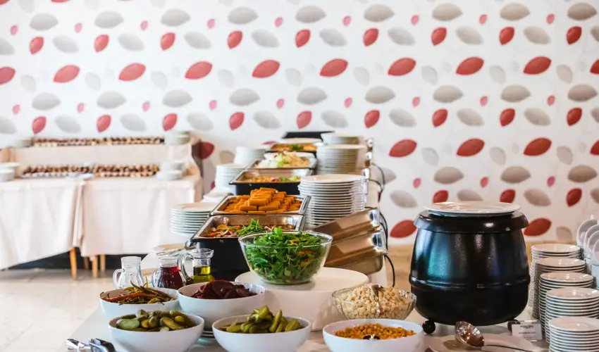 Holiday Hotel Csopak Csopak - Senior kedvezmnyes r flpanzival (1 jtl)