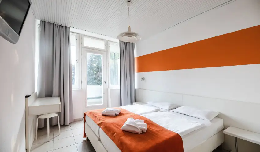 Holiday Hotel Csopak Csopak - Senior kedvezmnyes r flpanzival (1 jtl)