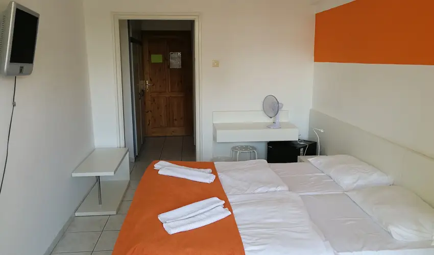 Holiday Hotel Csopak Csopak - Senior kedvezmnyes r flpanzival (1 jtl)